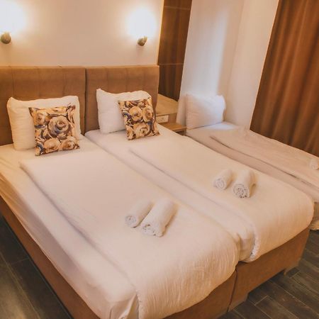 Boulevard Luxury Apartments City Center Ohrid Bagian luar foto